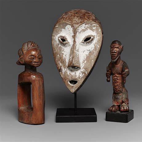 Masques traditionnels du Congo